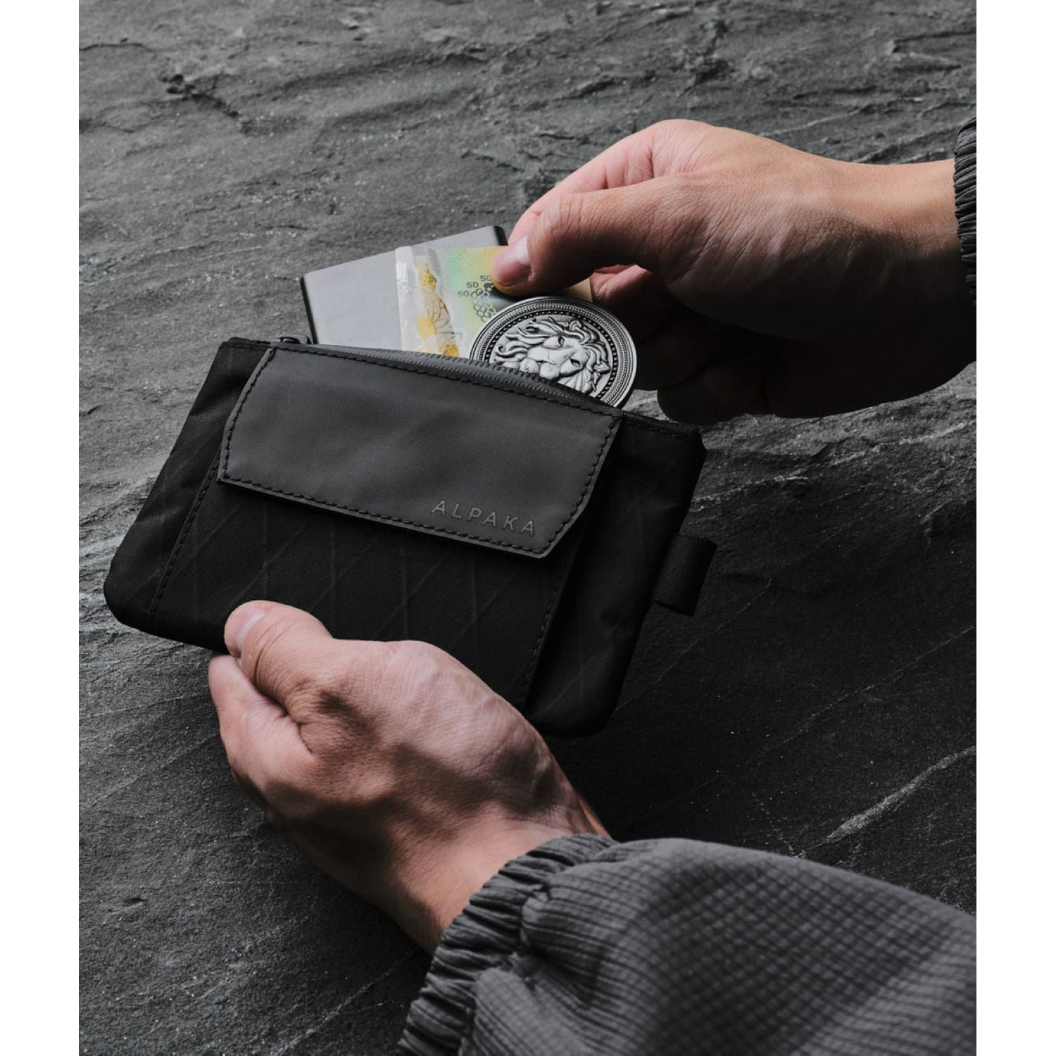 ALPAKA Zip Pouch Pro