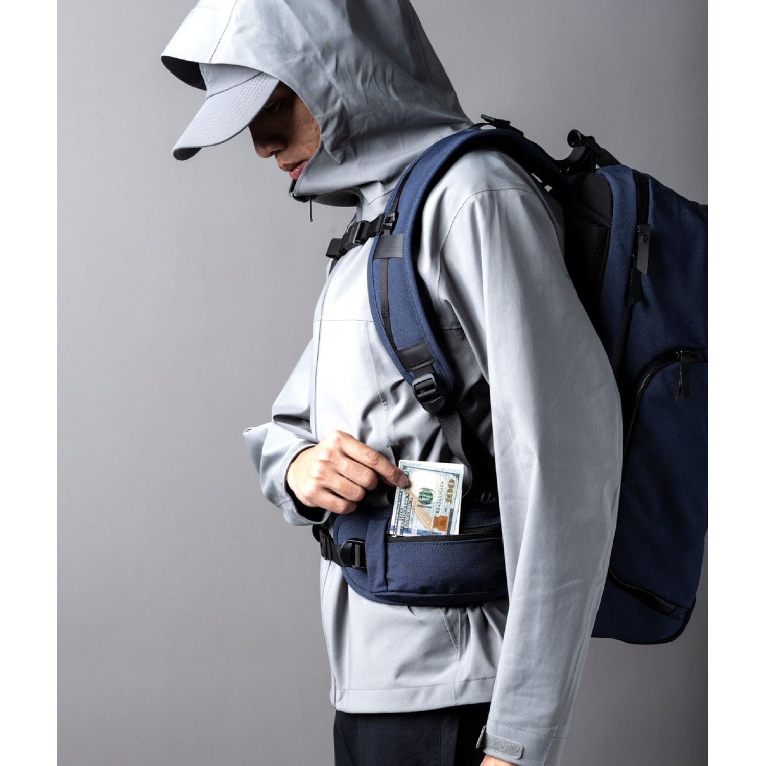 ALPAKA Elements Travel (35L) Axoflux 600D Backpack + Removable Waist Strap