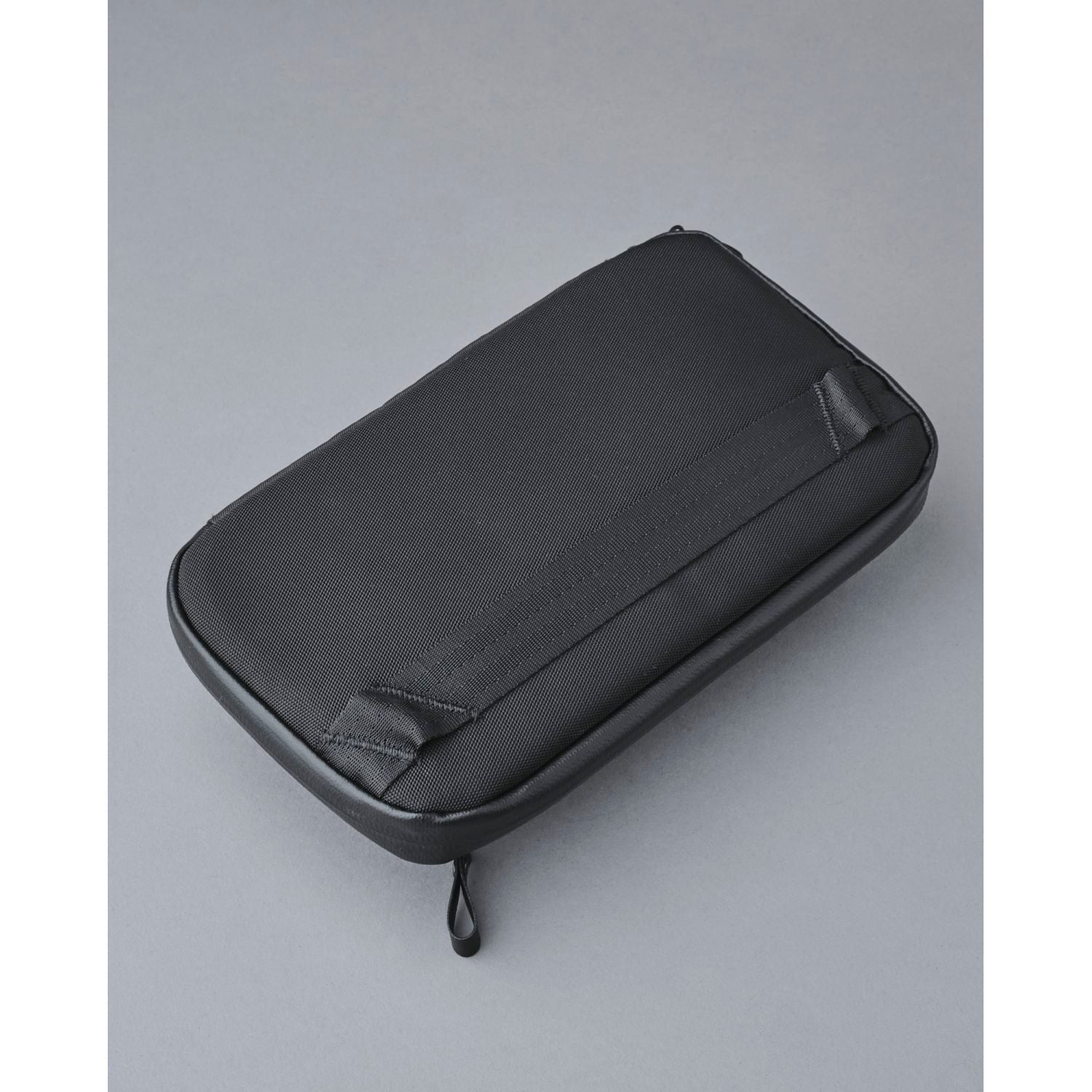 ALPAKA Elements Tech Case Sling Mini