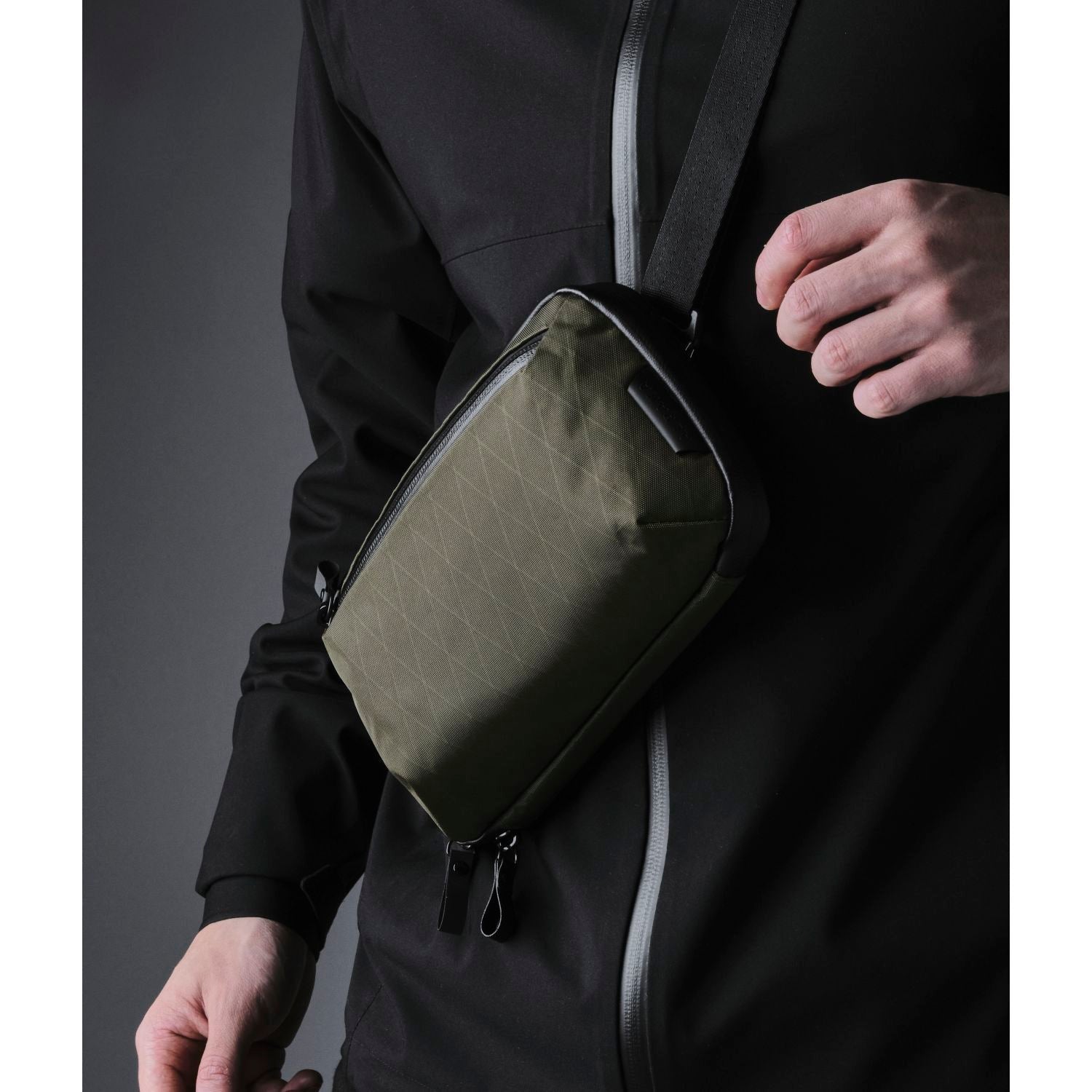 ALPAKA Elements Tech Case Sling Mini