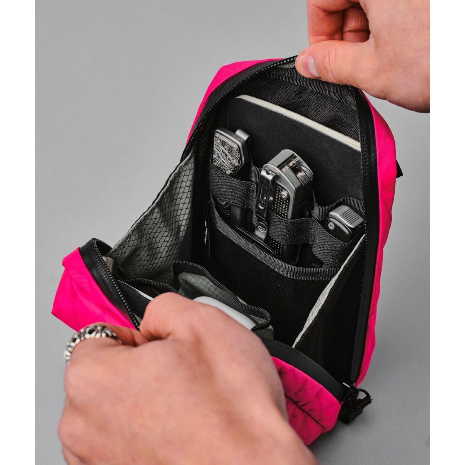 ALPAKA Metro Sling (X-Pac)