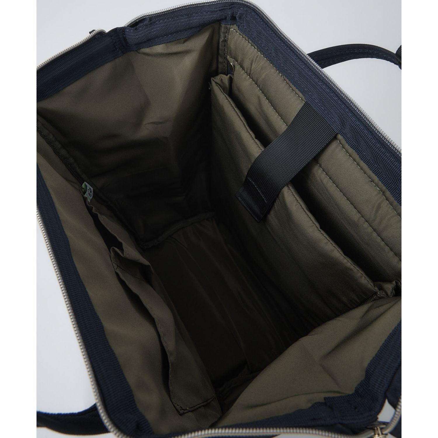 Anello Cross Bottle Kuchigane Backpack S