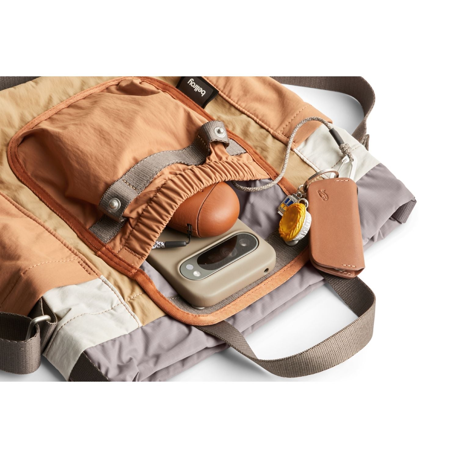 Bellroy Cinch Bucket Bag (SA)