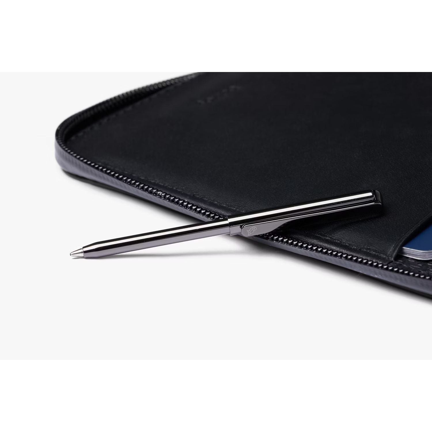 Bellroy Travel Folio (Second Edition) - Carryology Essential Edition