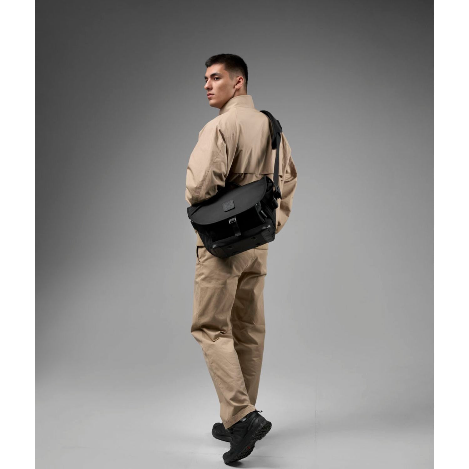 ALPAKA 7Ven Messenger Decade Edition 14" Ballastic Nylon 840D Bag