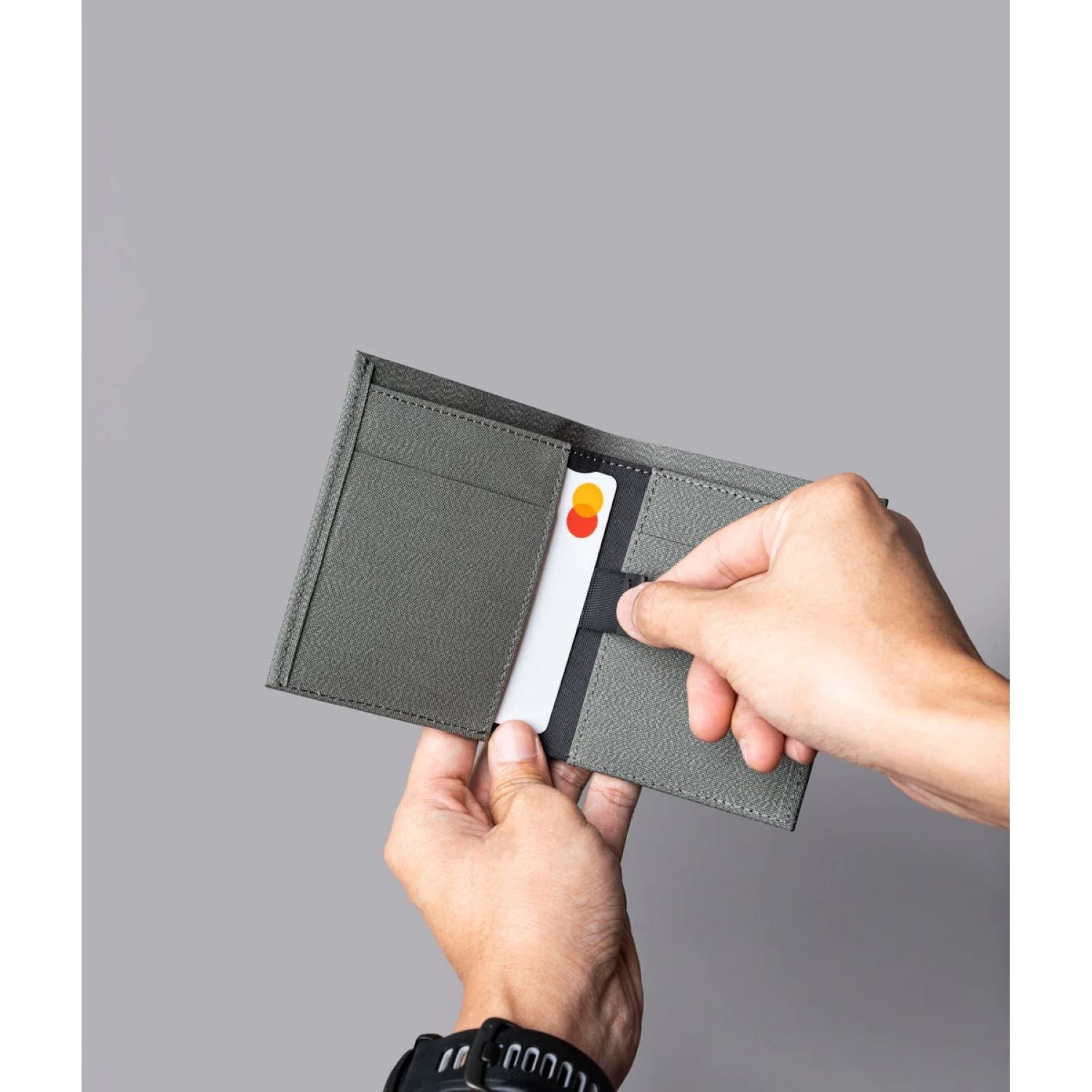ALPAKA Bifold Cash Wallet