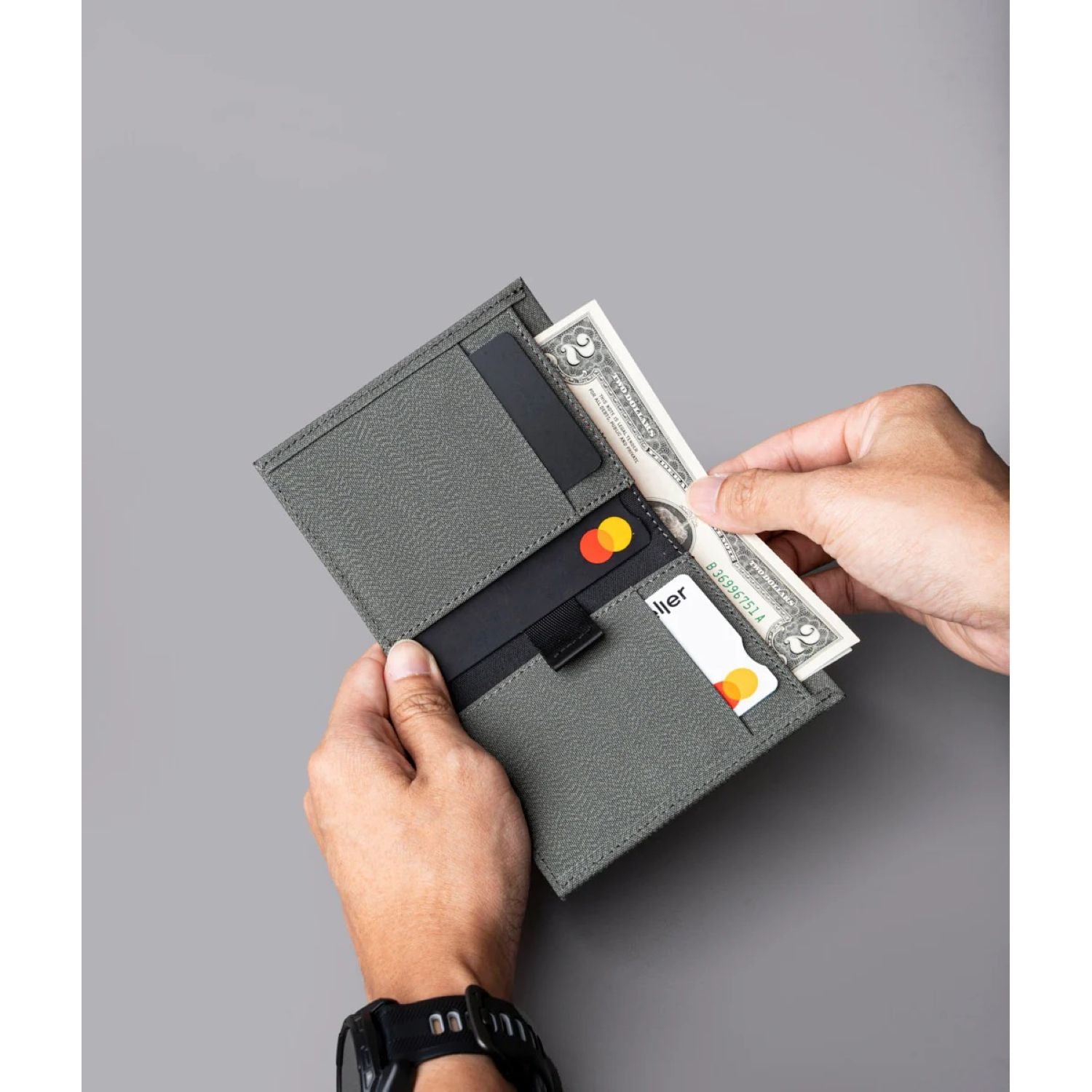 ALPAKA Bifold Cash Wallet
