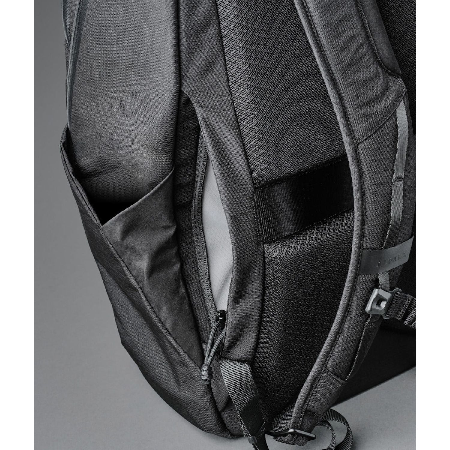 ALPAKA Bravo Backpack 23L