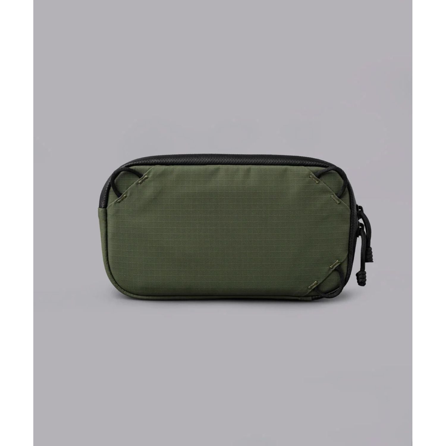 ALPAKA Bravo Passport Pouch