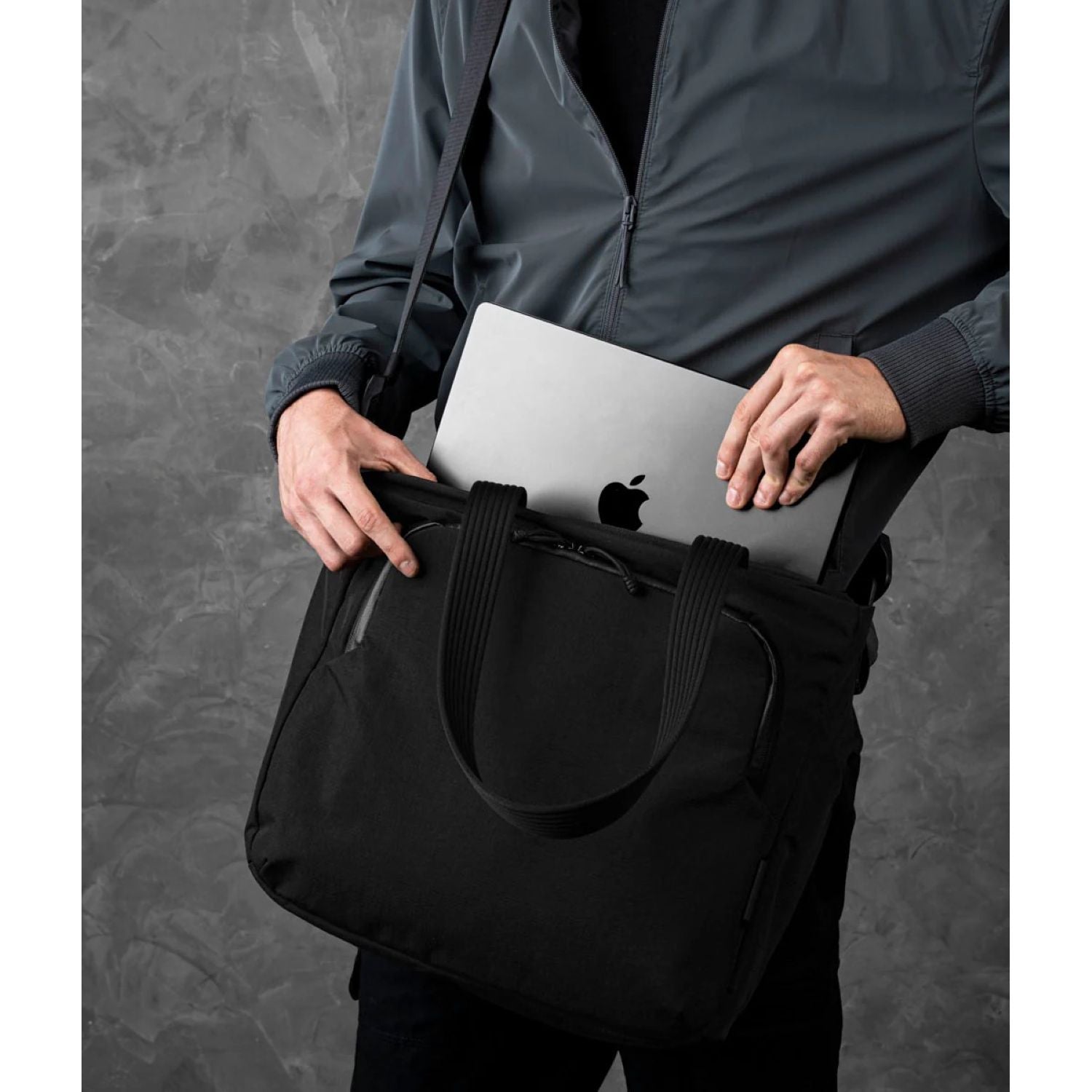 ALPAKA Bravo Tote V2 14L