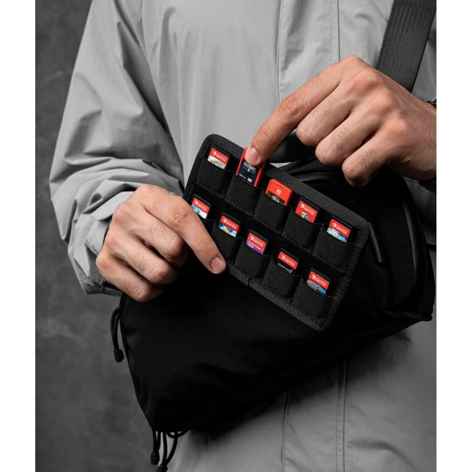 ALPAKA Eclipse Gaming Sling