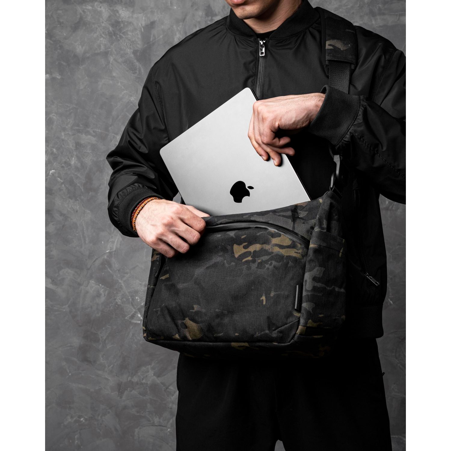 ALPAKA Flight Satchel