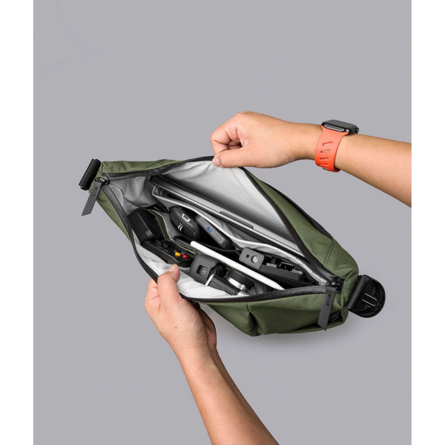 ALPAKA Flow Satchel 10L
