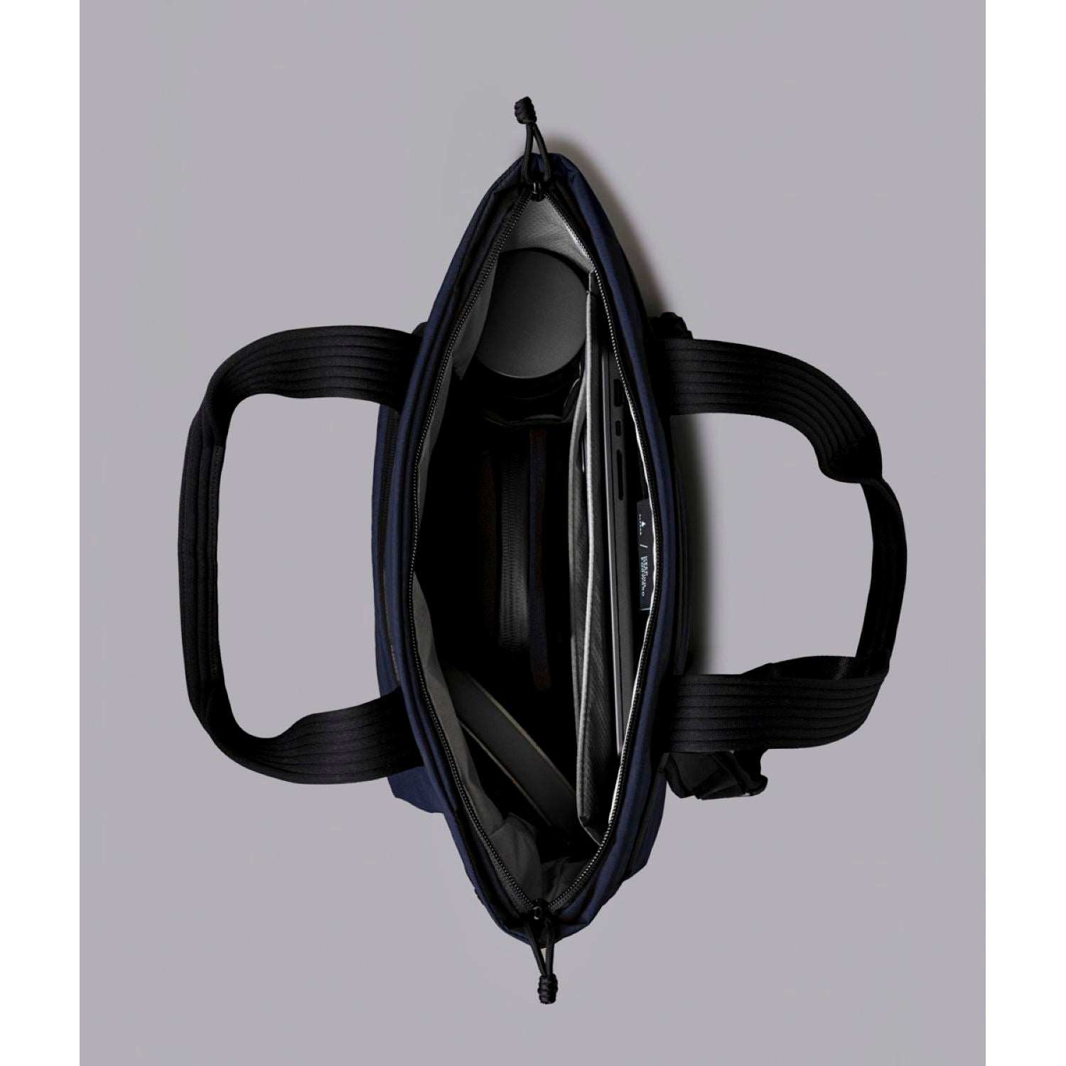 ALPAKA Flow Tote Pack