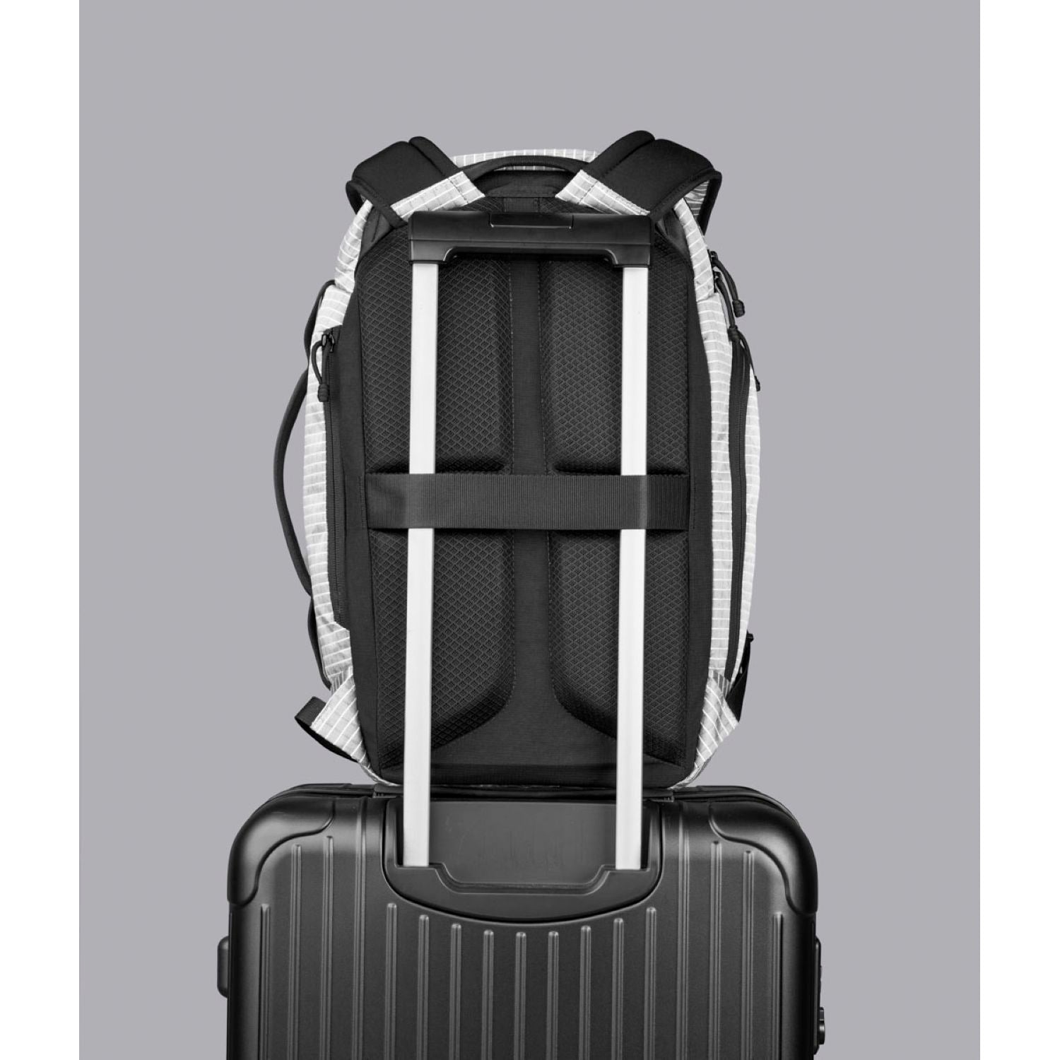ALPAKA Traverse Backpack 30L