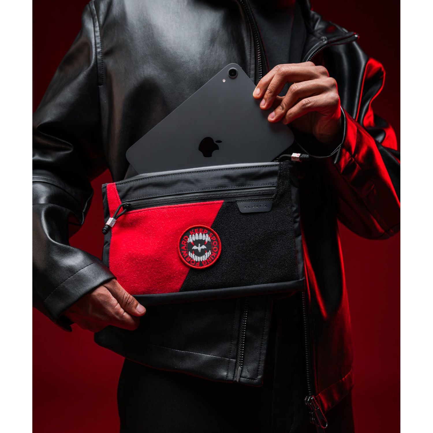 ALPAKA Zip Pouch Max - Vampire Edition