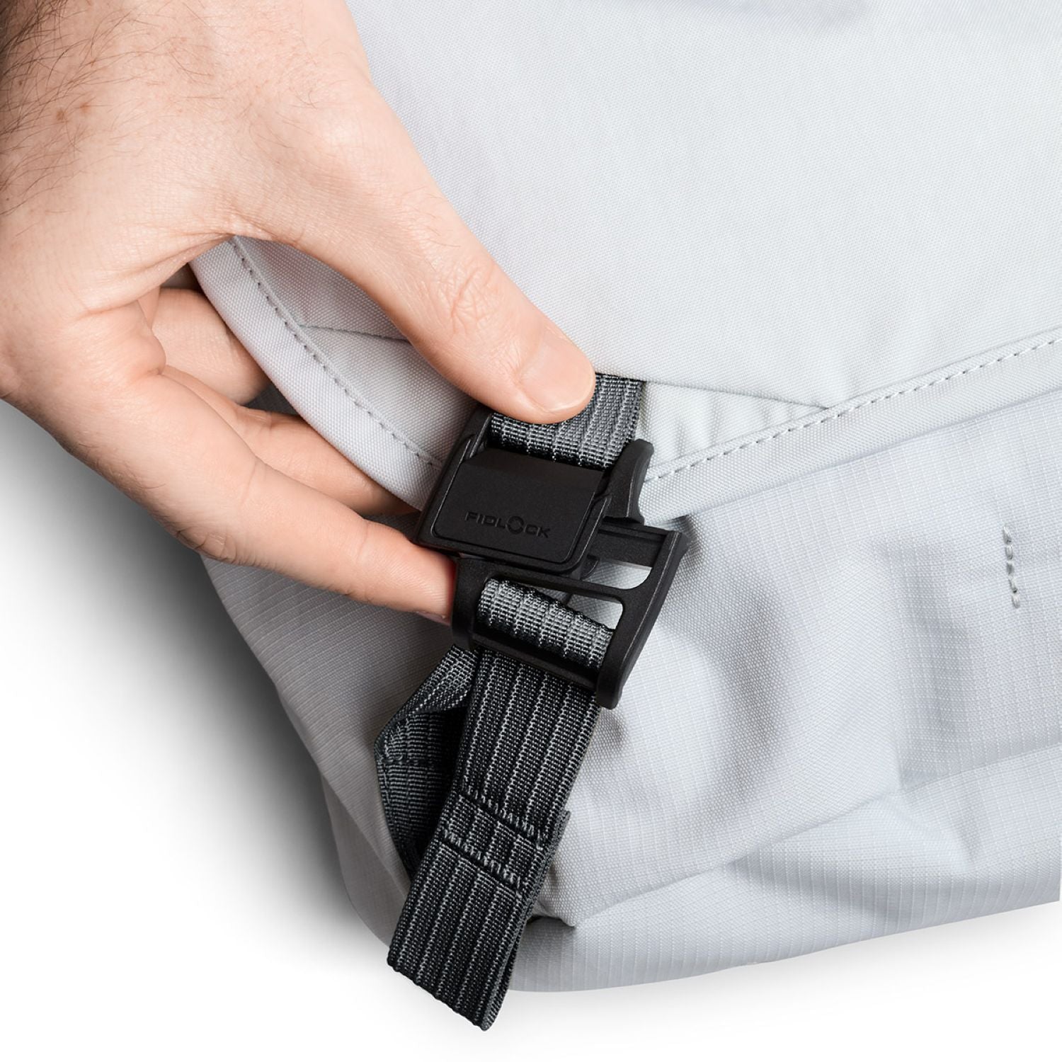 Bellroy Venture Messenger 16"
