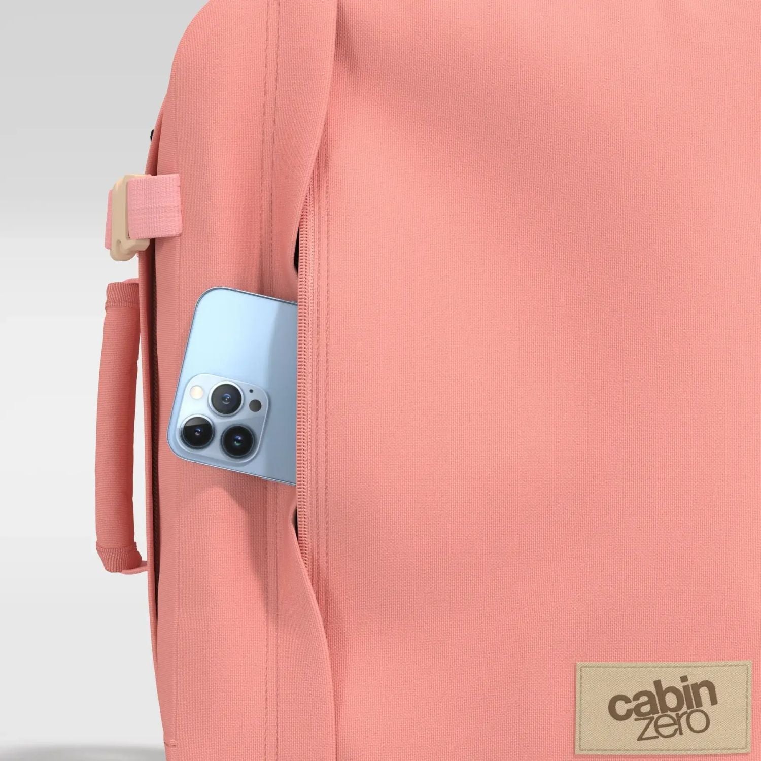 CabinZero Classic 28L Backpack - Laptop