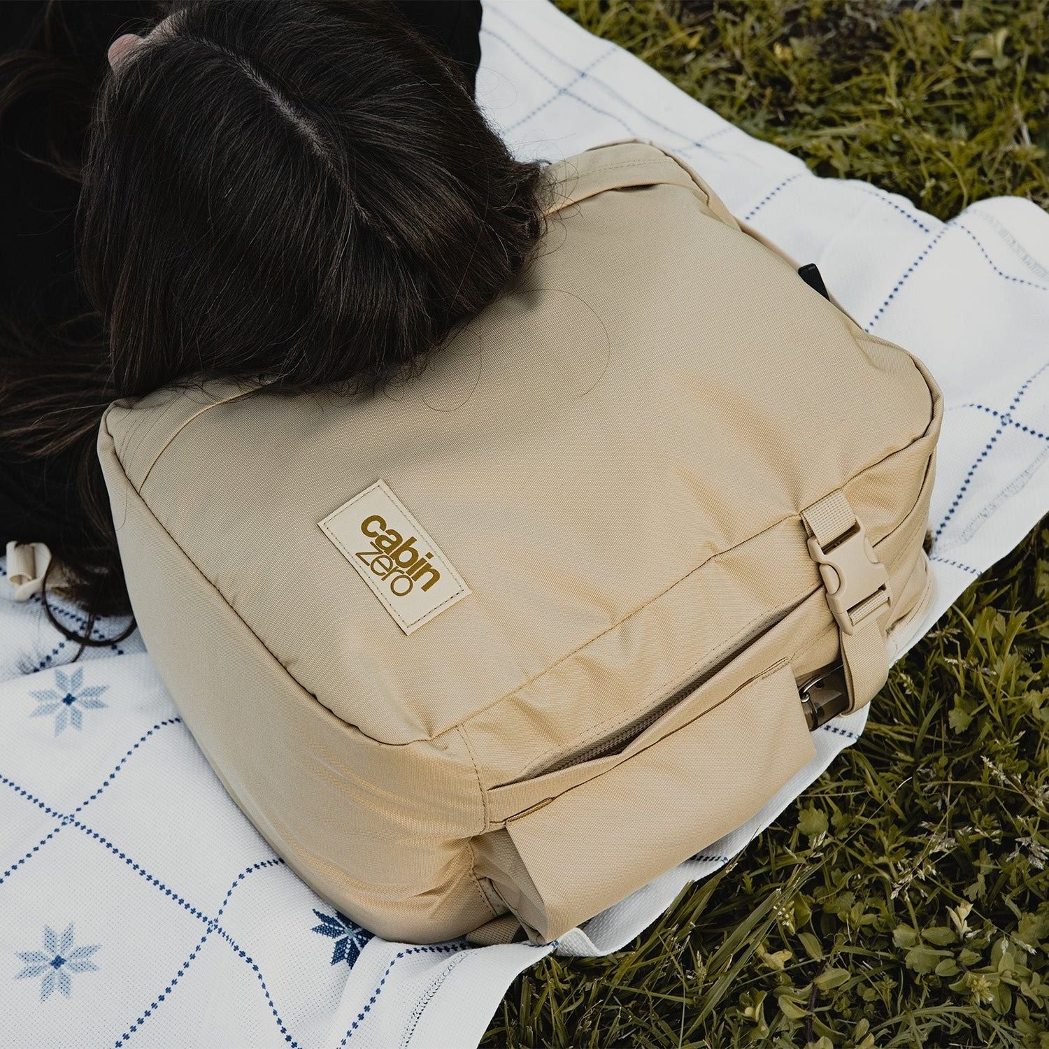 CabinZero Classic 28L Backpack - Laptop