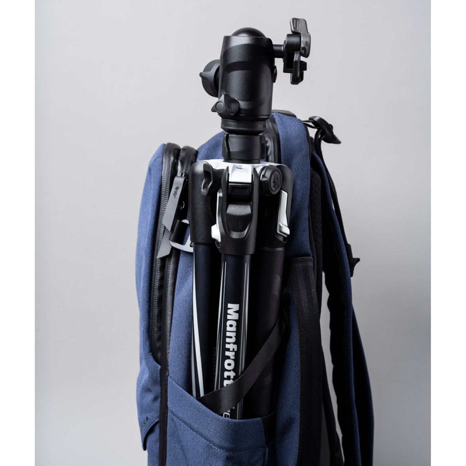 ALPAKA Elements Travel (35L) Axoflux 600D Backpack + Removable Waist Strap