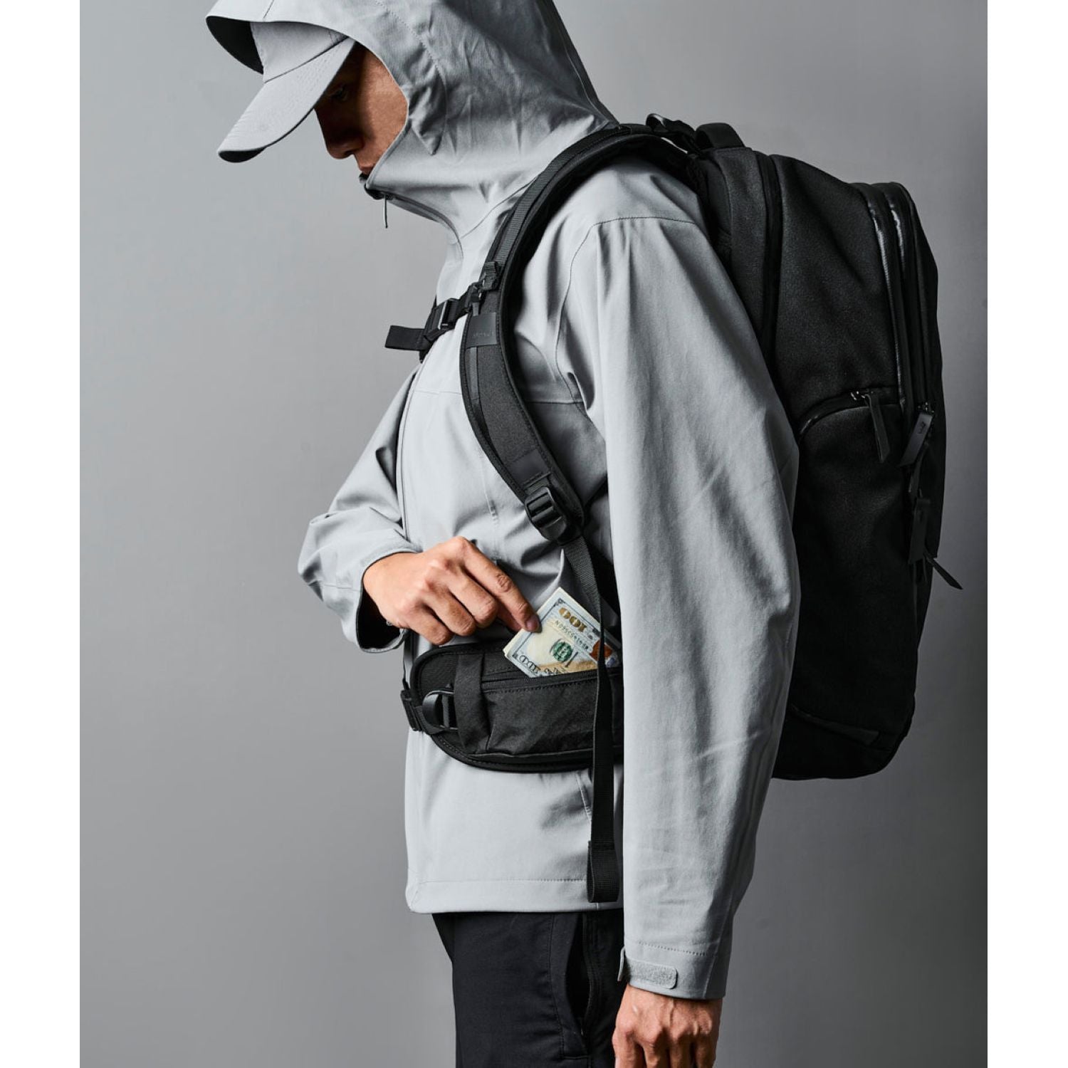 ALPAKA Elements Travel (35L) Axoflux 600D Backpack + Removable Waist Strap