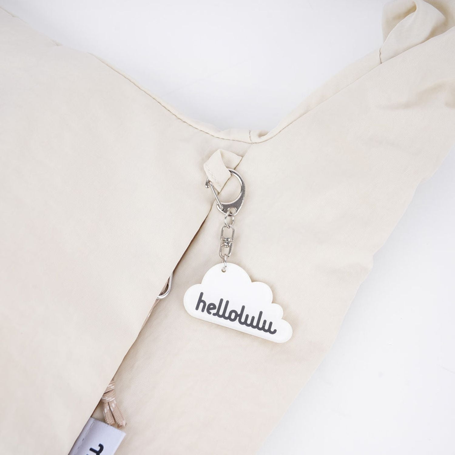 Hellolulu Elan Day Off Bucket Shoulder Bag