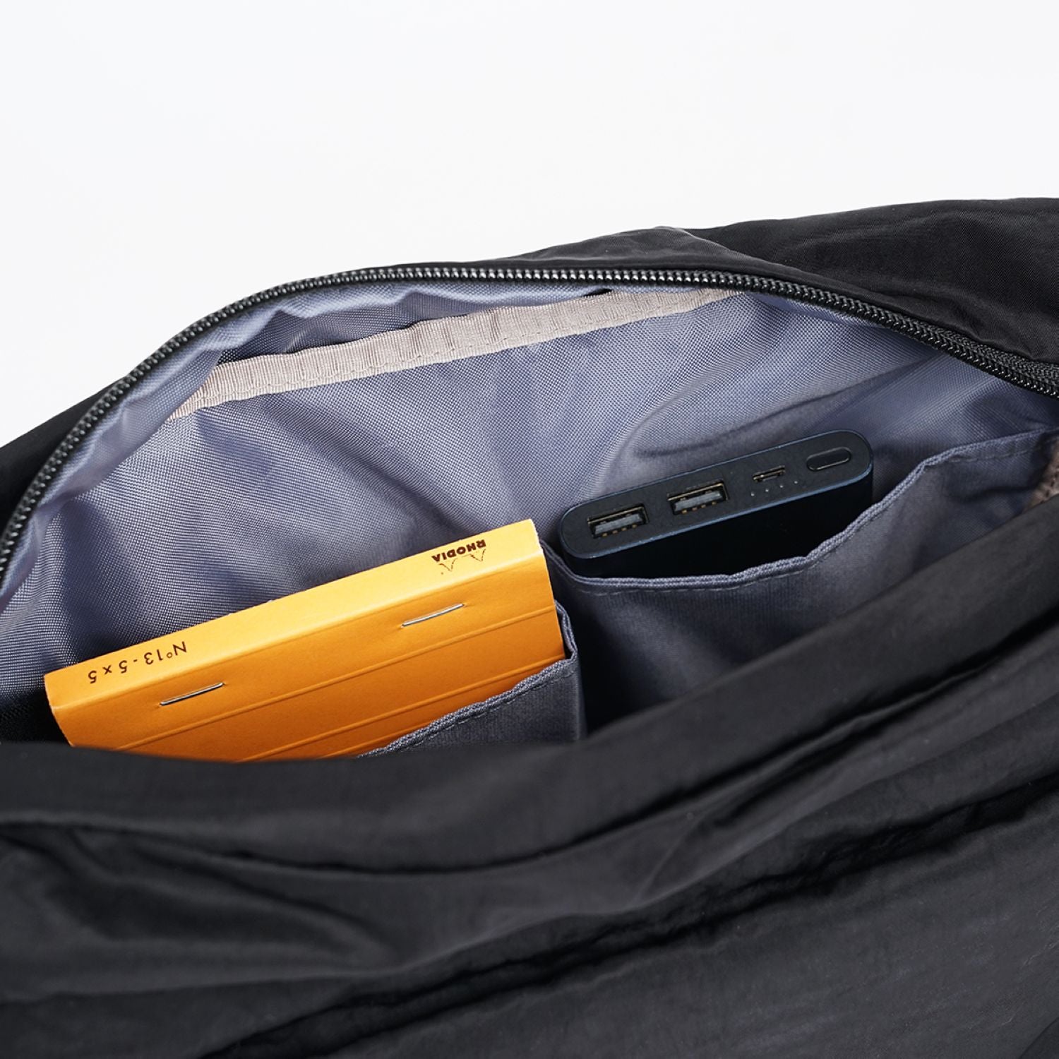 Hellolulu Miles Shoulder Bag (M)