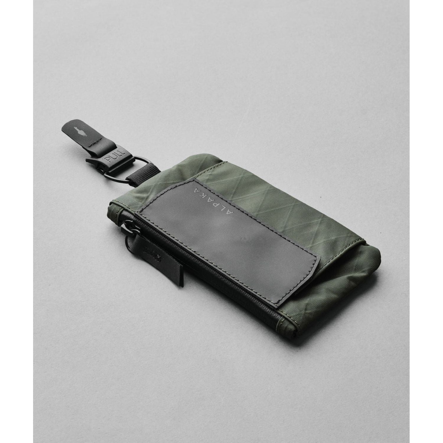 ALPAKA Zip Pouch Pro