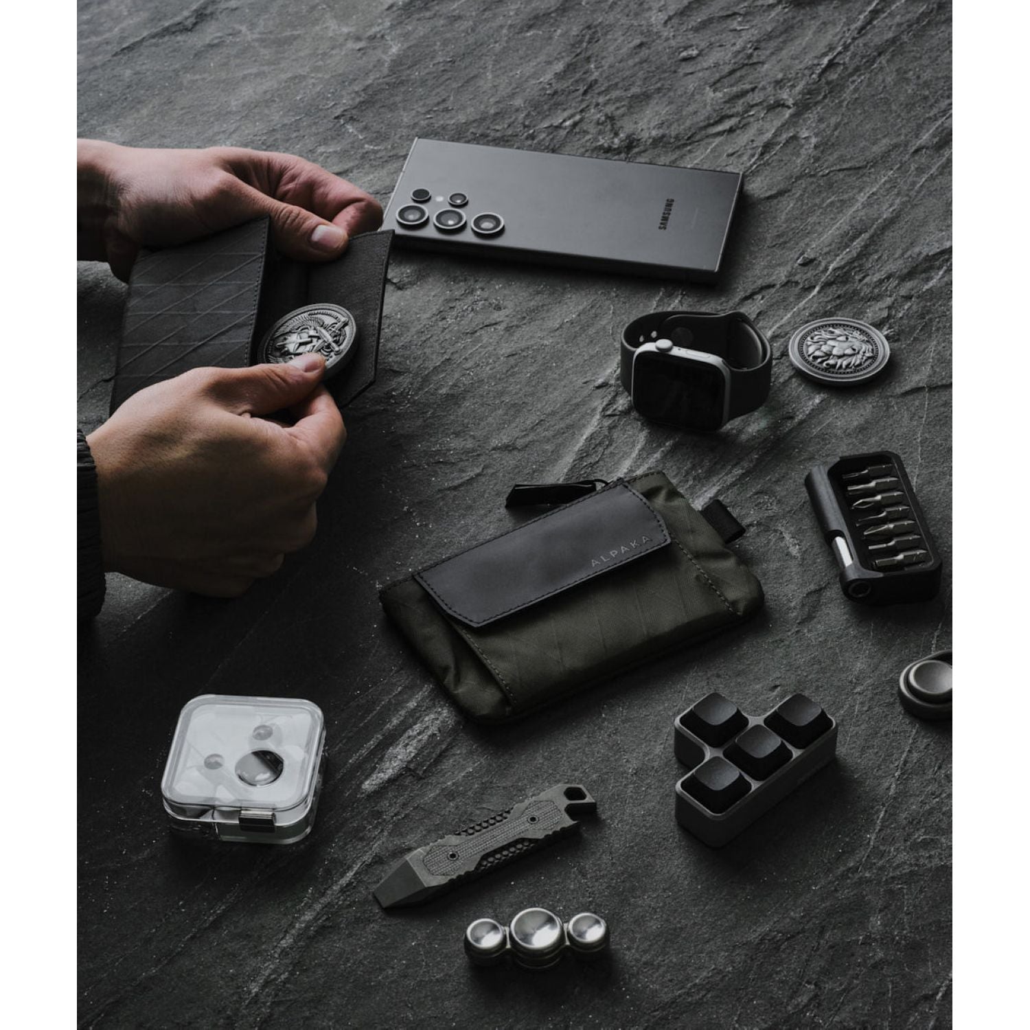 ALPAKA Zip Pouch Pro