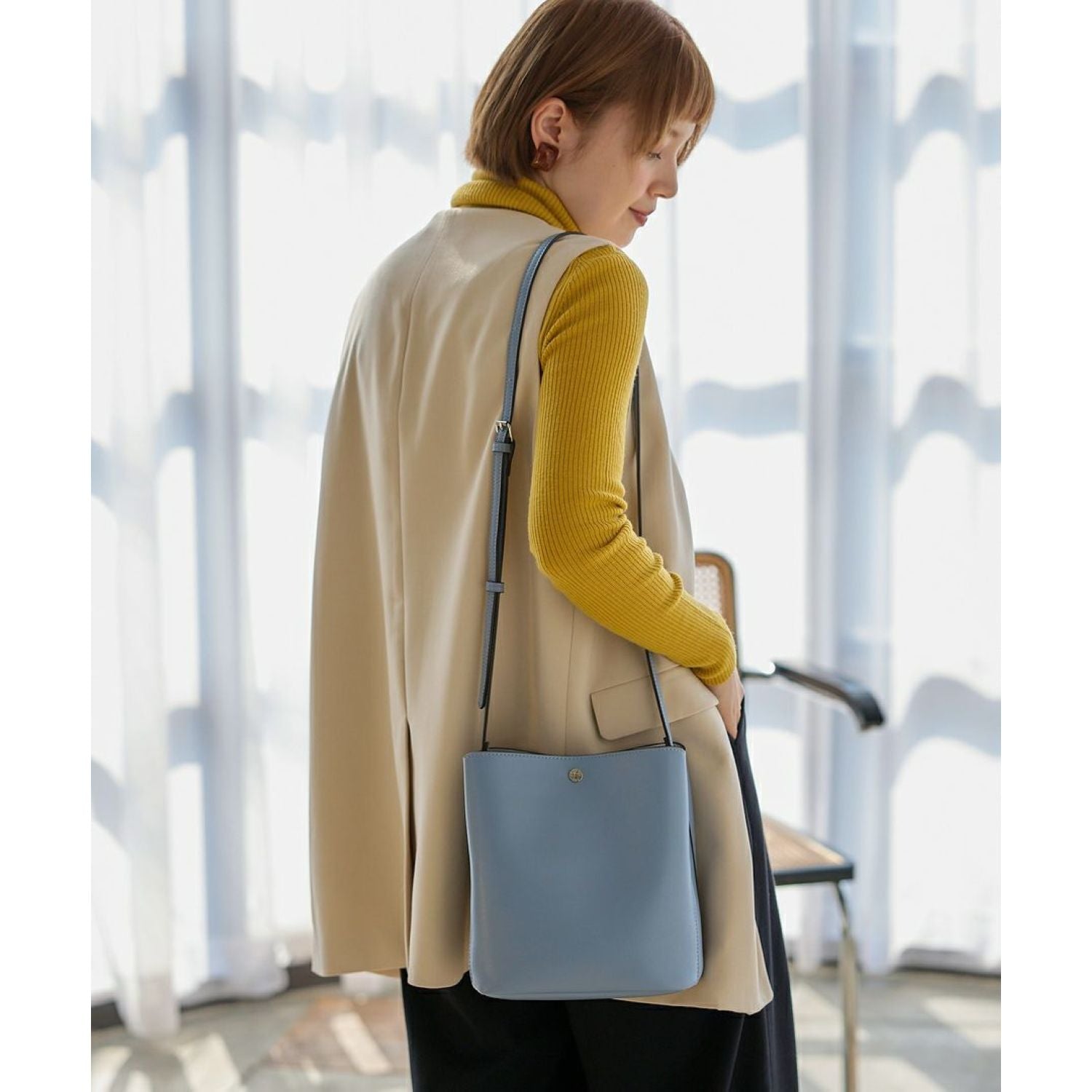 Legato Largo Light Weight Series Vertical Shoulder Bag (SA)