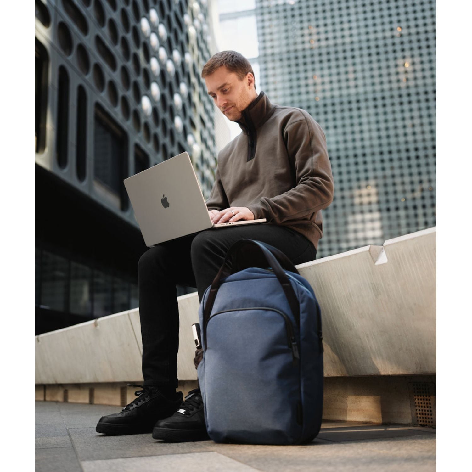 ALPAKA Bravo Tote Pack