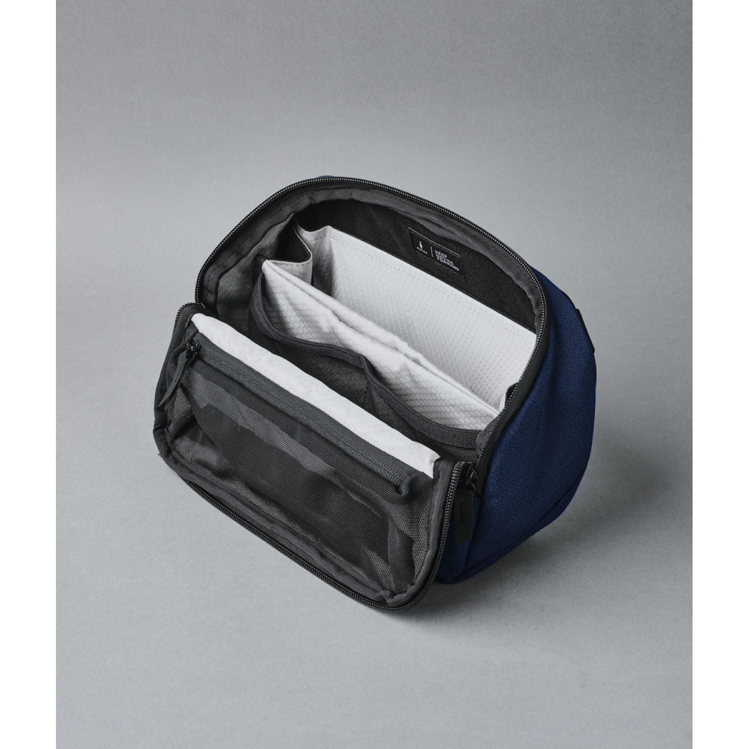 ALPAKA Vertex Pouch (SA)