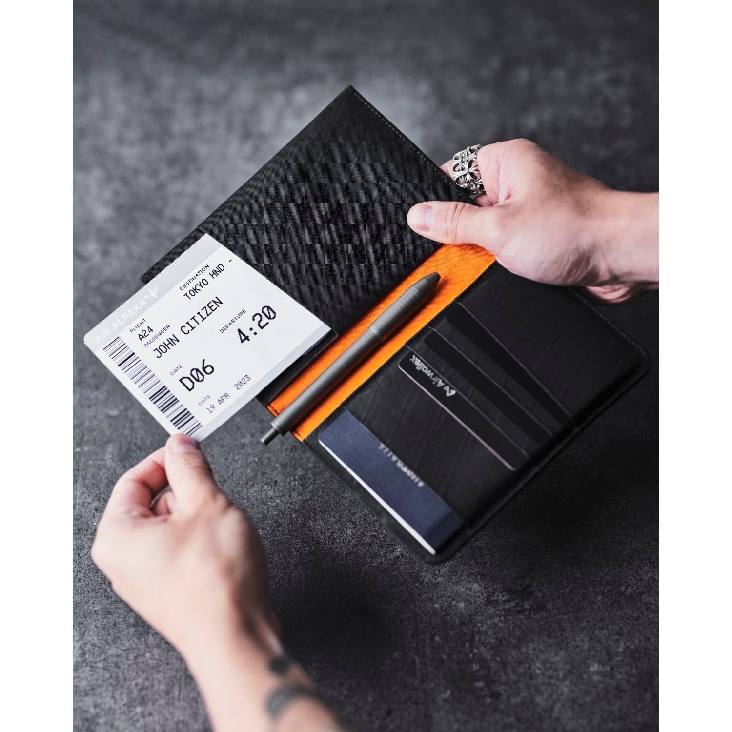 ALPAKA ARK Bifold Passport Wallet (SA)