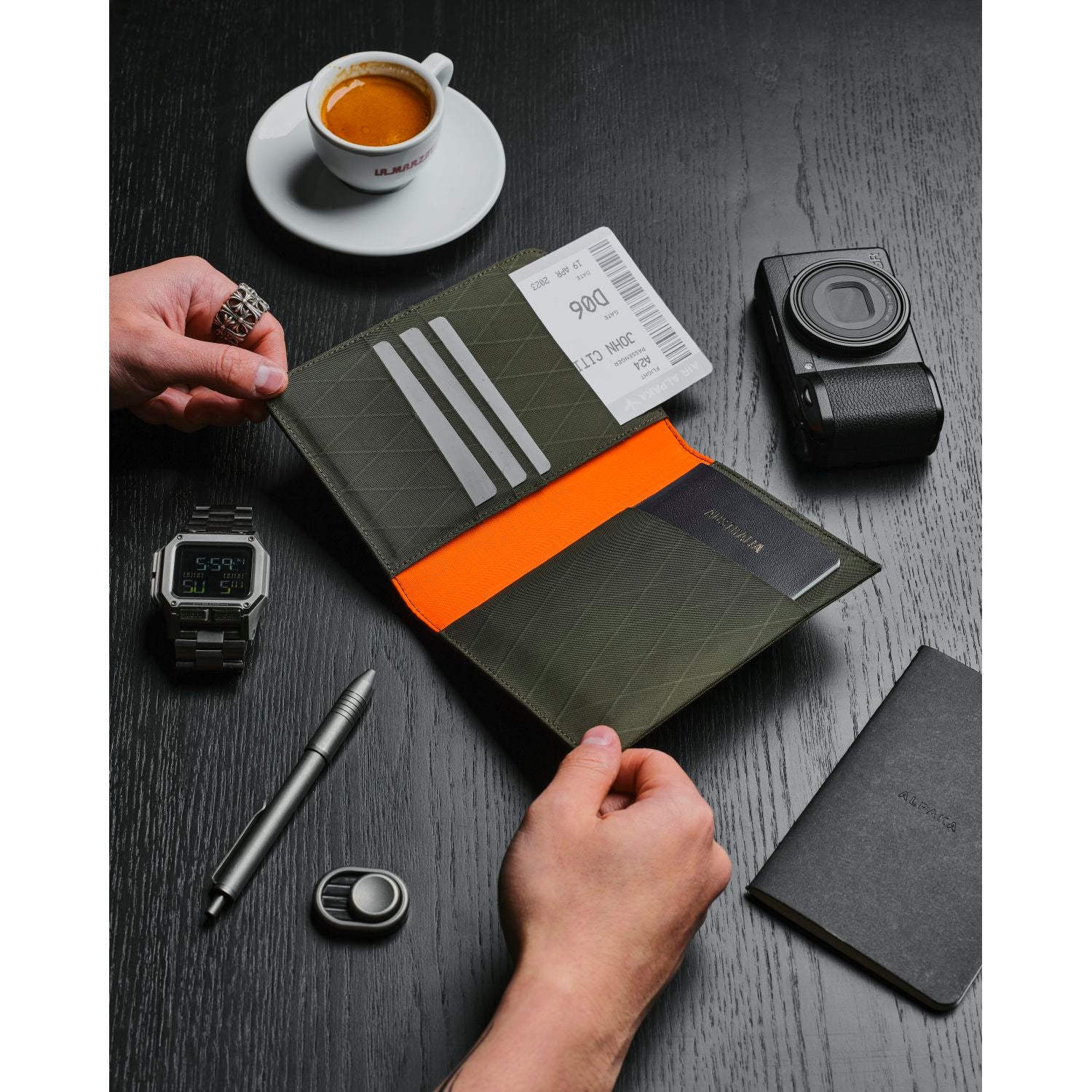 ALPAKA ARK Bifold Passport Wallet (SA)