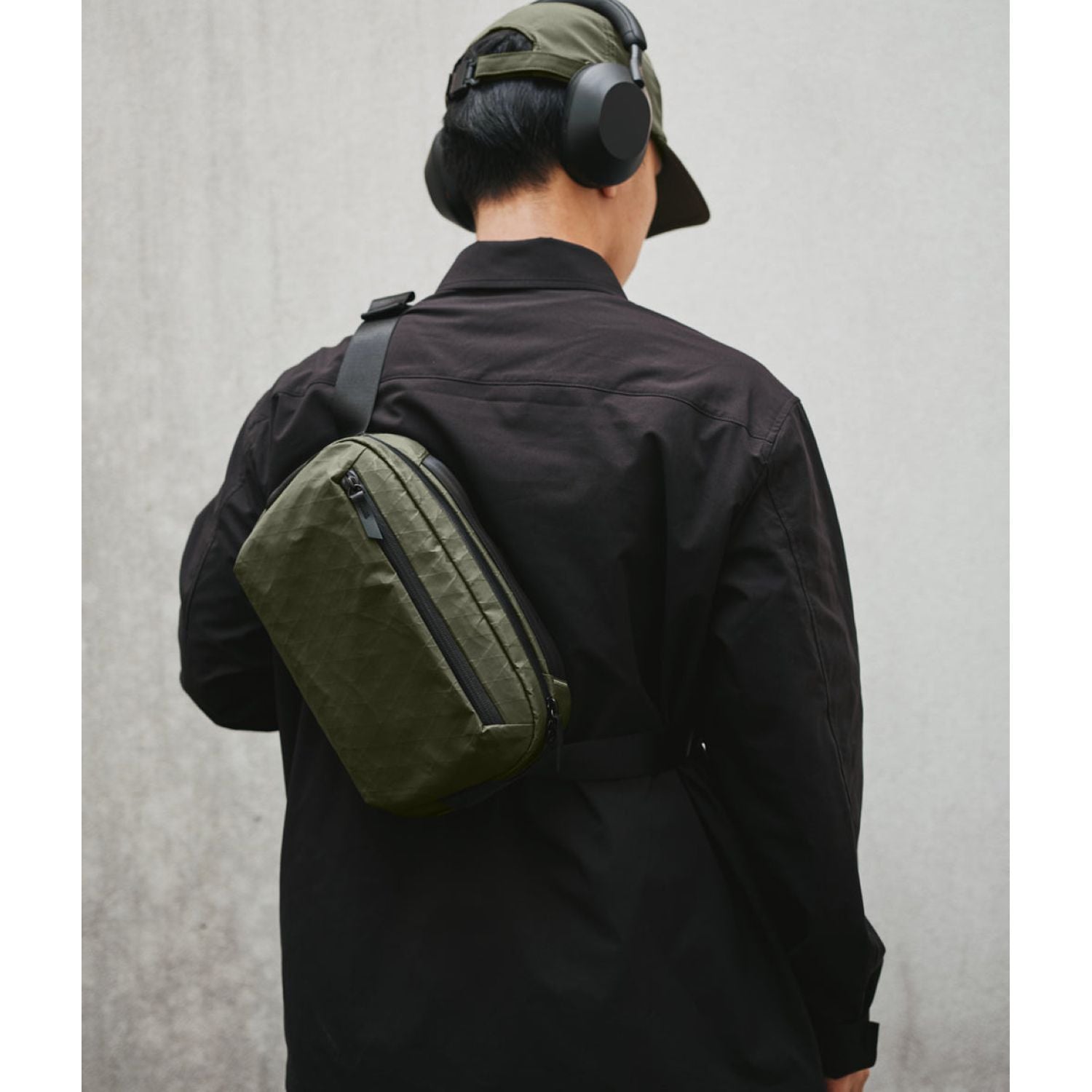 Buy ALPAKA Go Sling Mini V2 in Singapore & Malaysia - The Wallet Shop