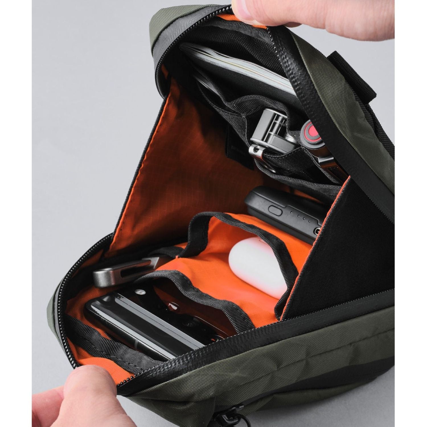 ALPAKA Metro Sling (X-Pac)