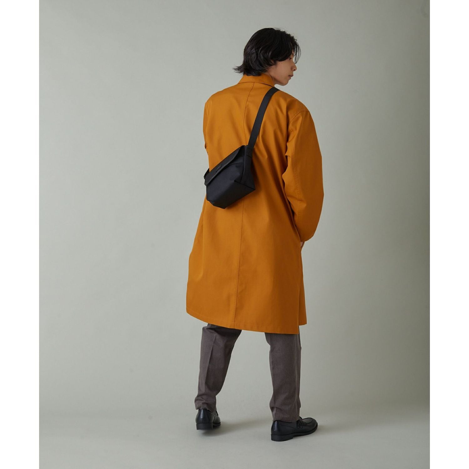Anello Kuro Mini Messenger Bag