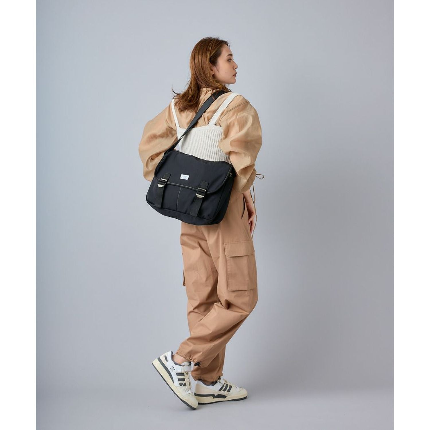 Anello Town Messenger Bag