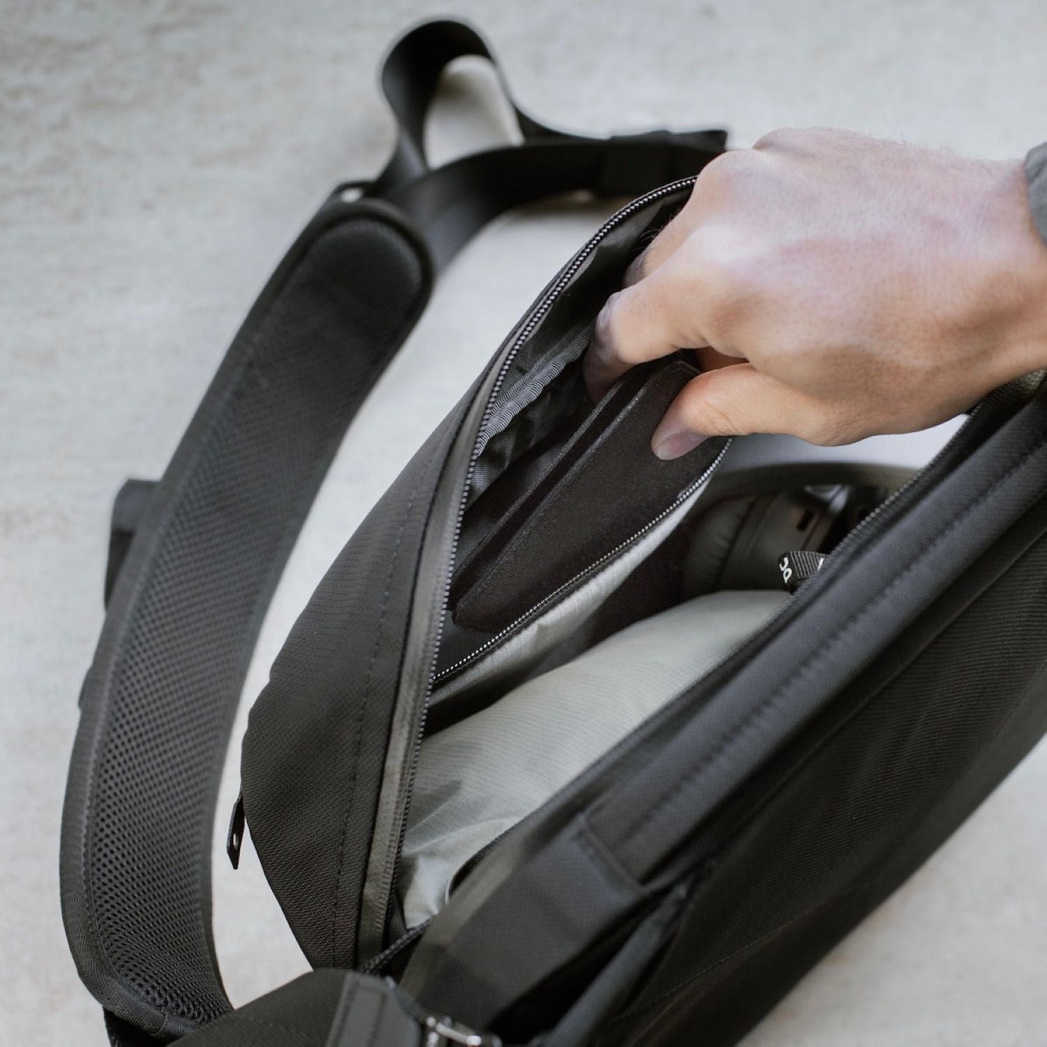 Black Ember 11" Tablet Grip Sling Bag 8L (SA)