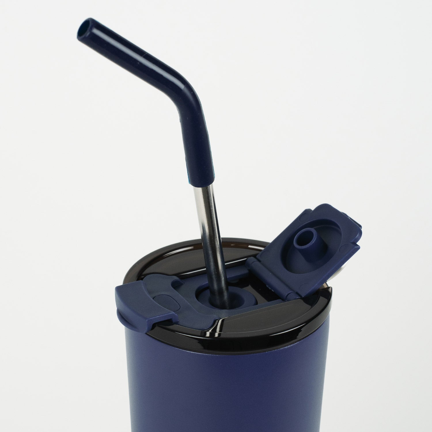 Crossing Volt Insulated Stainless Steel Straw Tumbler 710ML