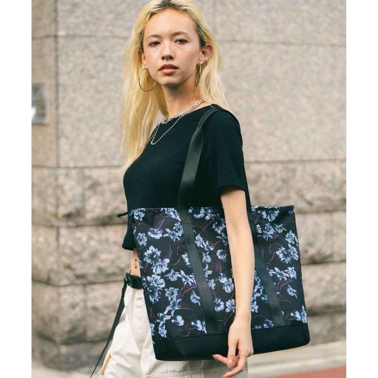 KiU Water Repellent 600D Tote Bag 18L (SA)