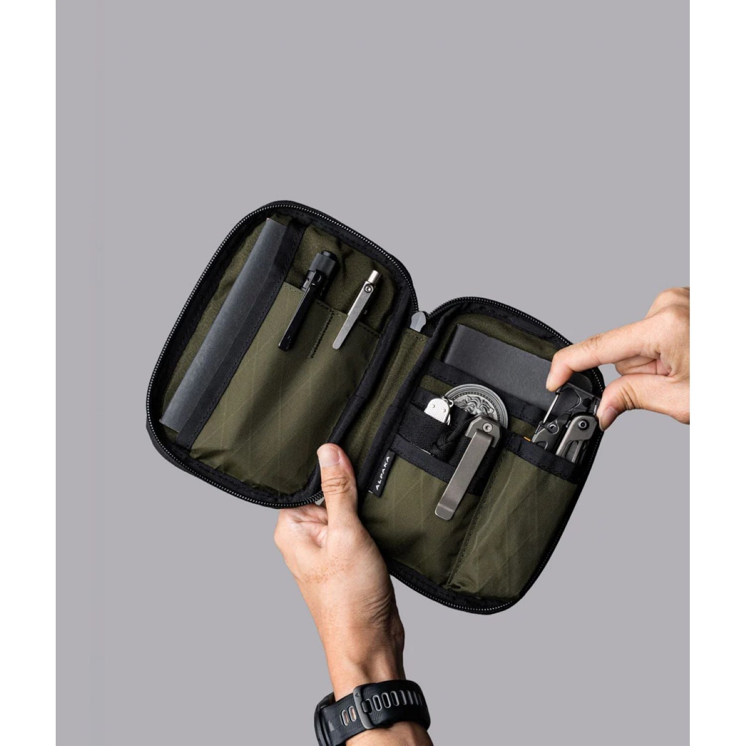 ALPAKA Admin Pouch Pro