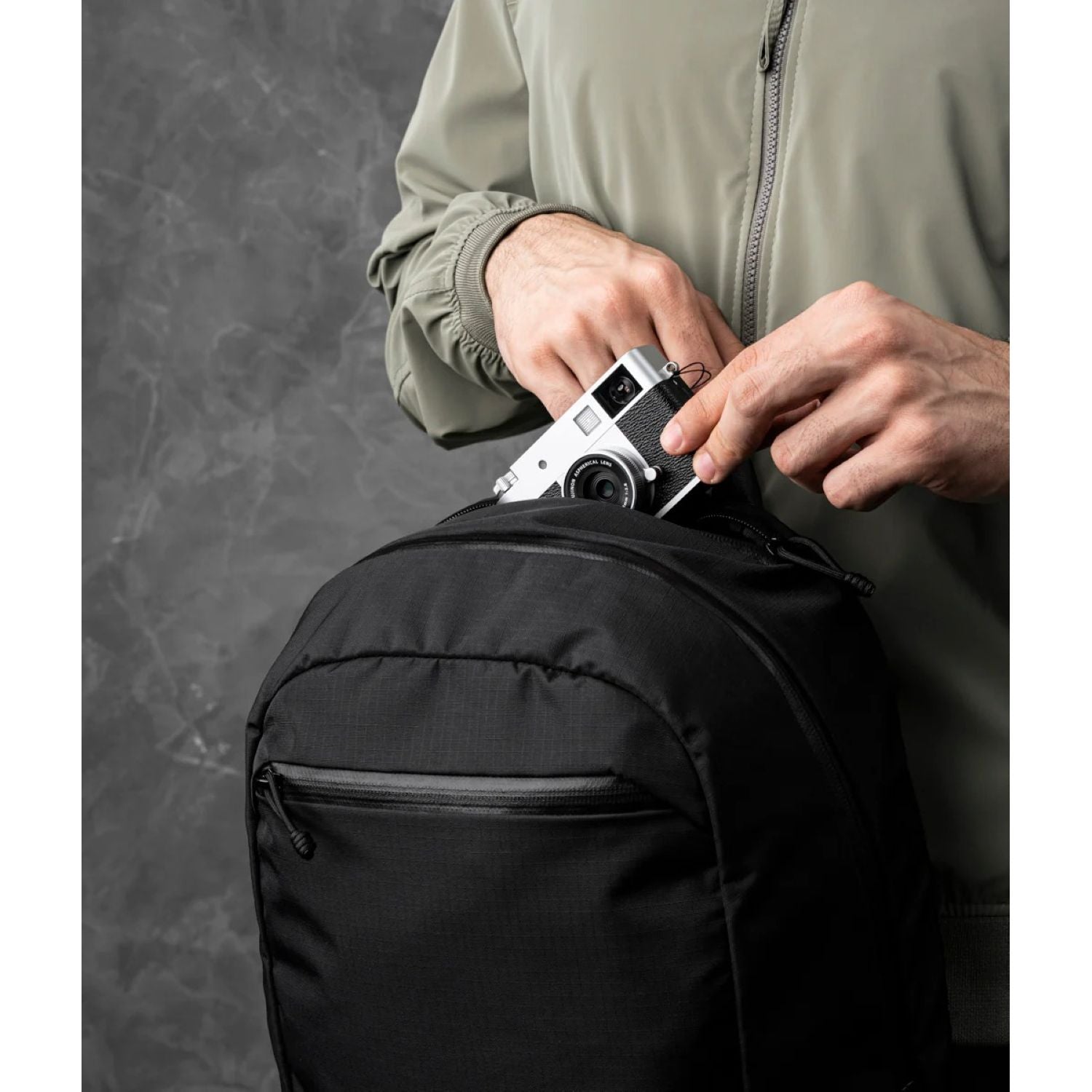 ALPAKA Aero Backpack Lite Axoflux 210D 16L