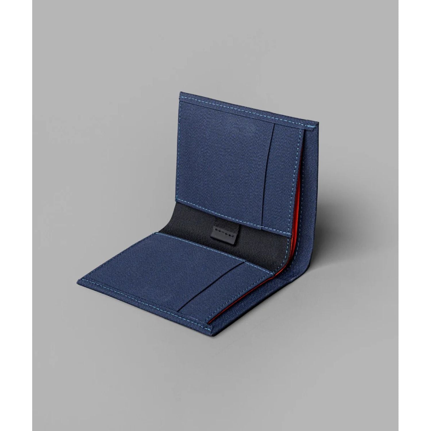 ALPAKA Bifold Cash Wallet