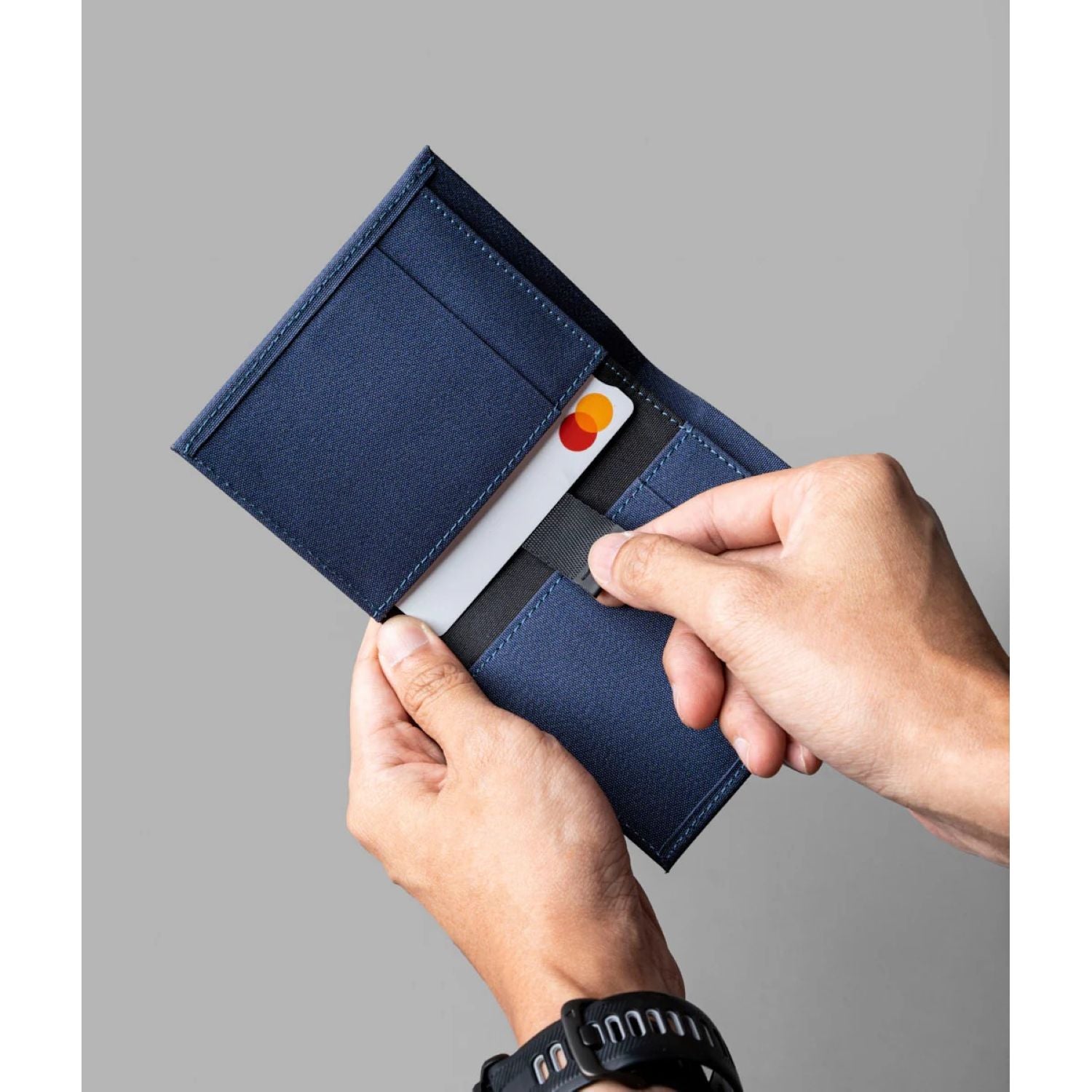 ALPAKA Bifold Cash Wallet
