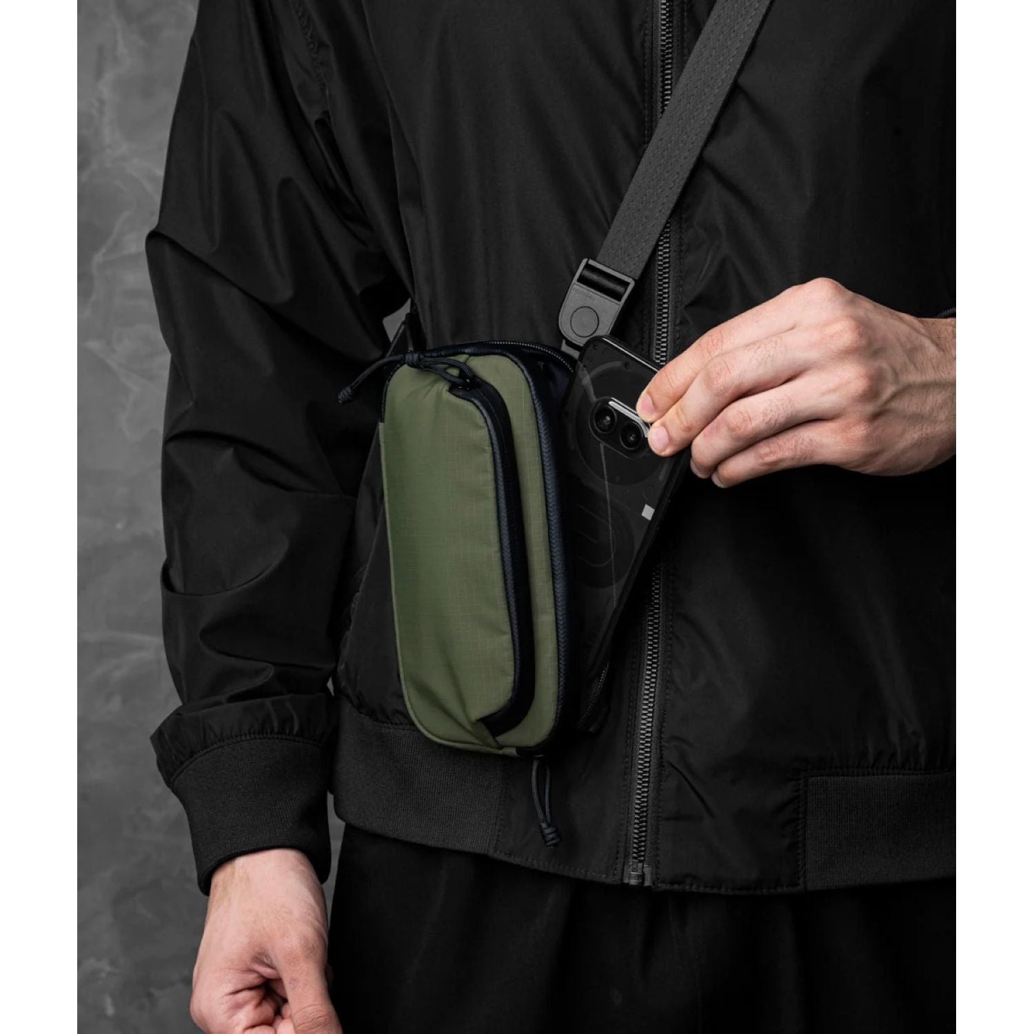 ALPAKA Bravo Passport Pouch
