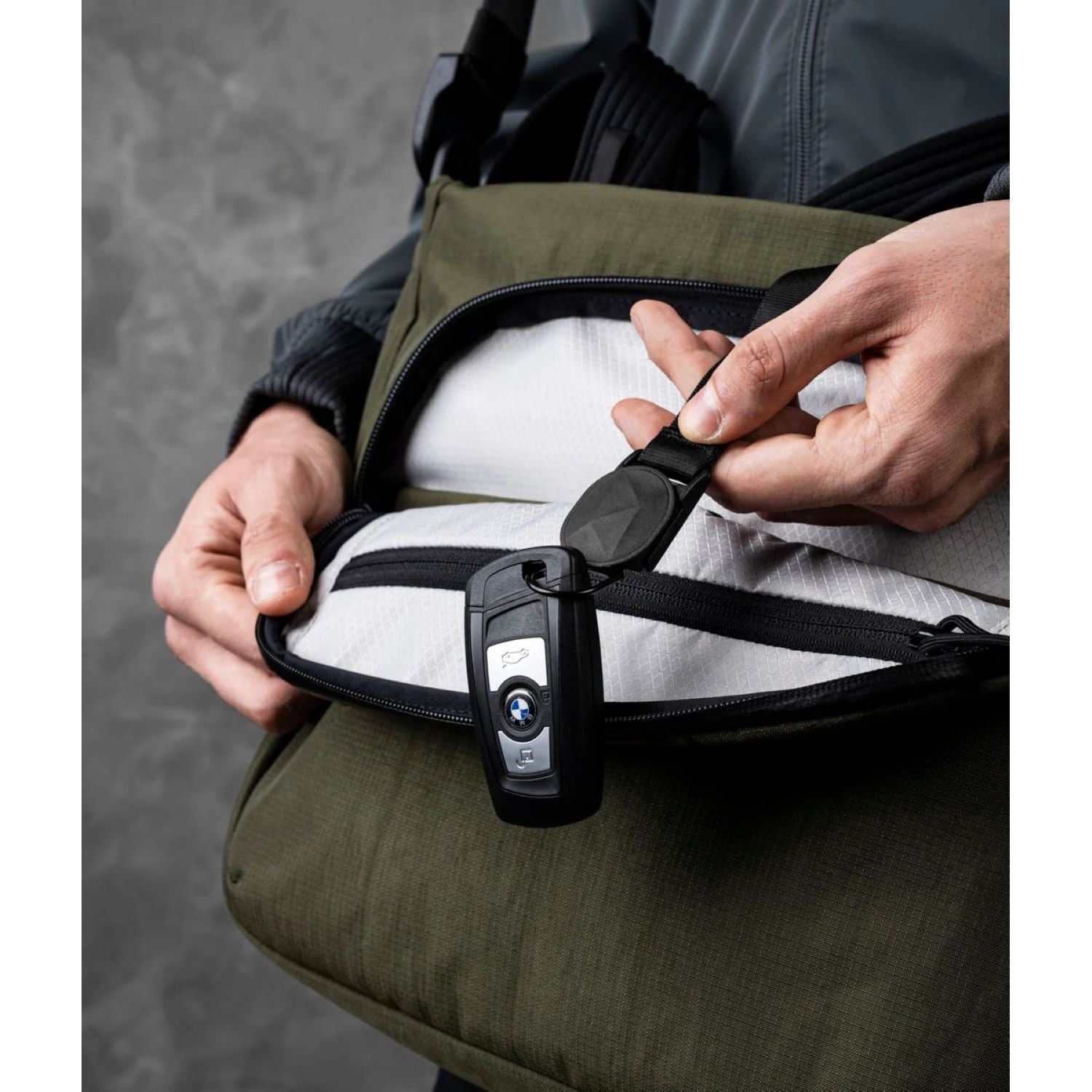 ALPAKA Bravo Tote V2 12L