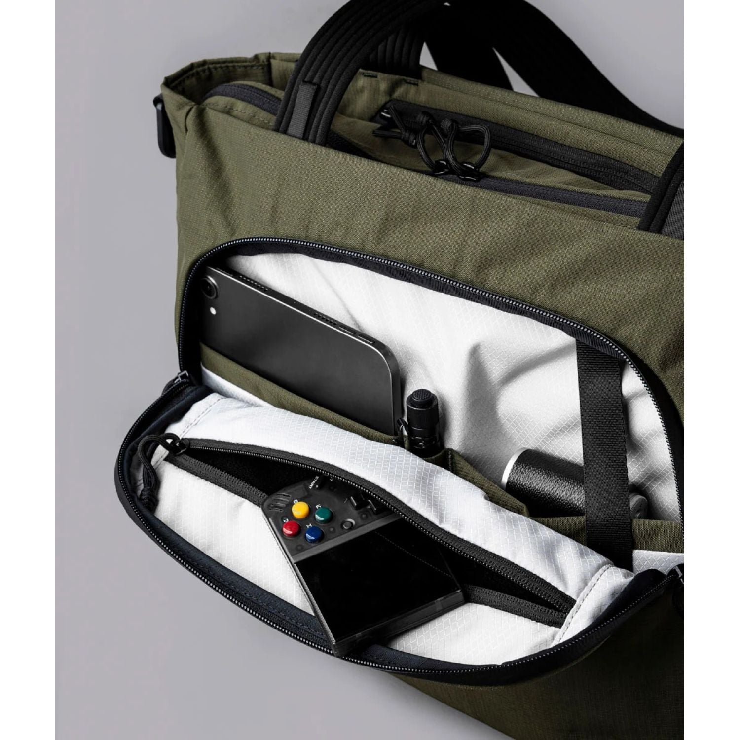 ALPAKA Bravo Tote V2 12L