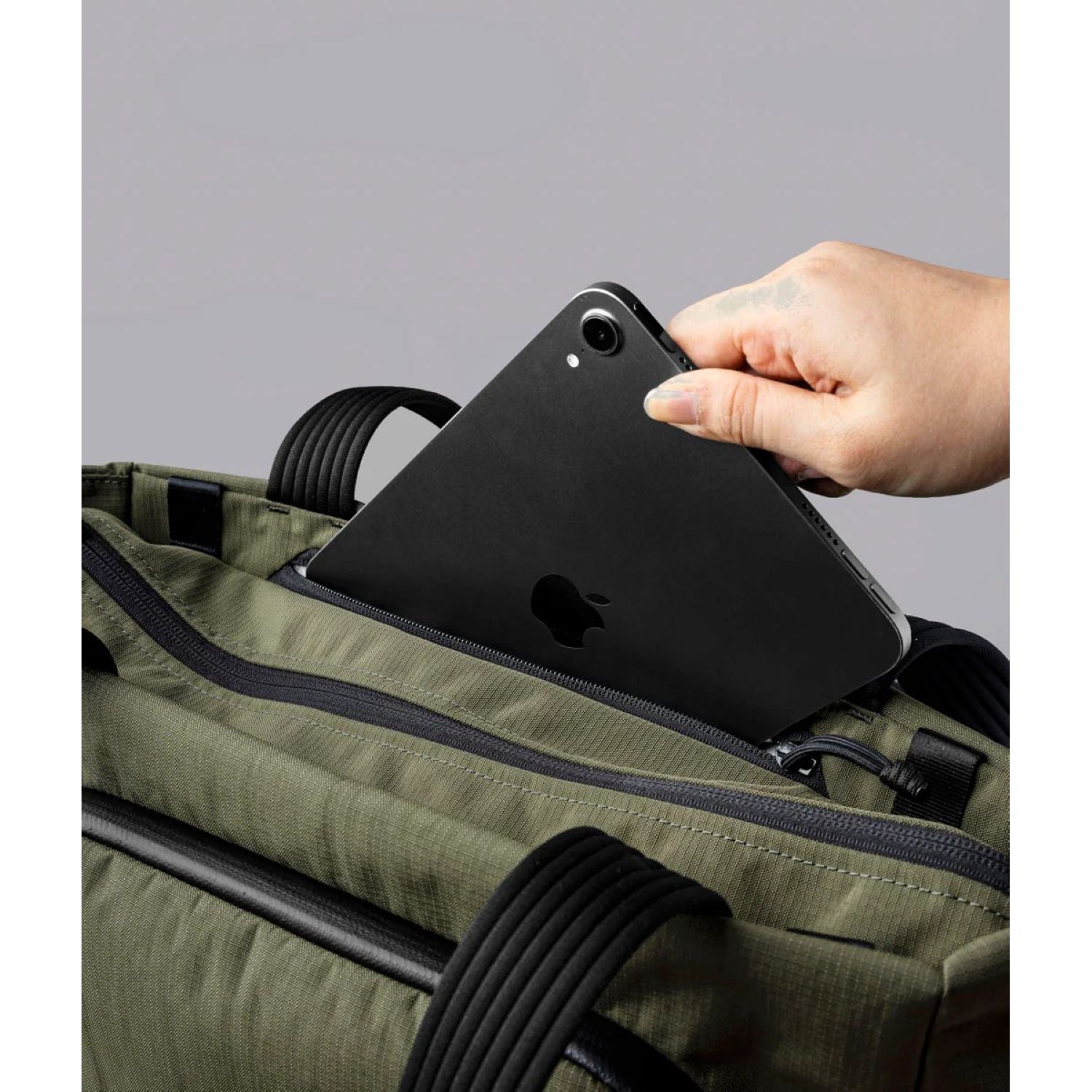 ALPAKA Bravo Tote V2 12L