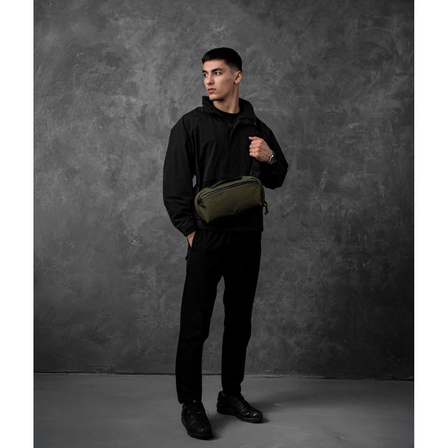 ALPAKA Eclipse Gaming Sling